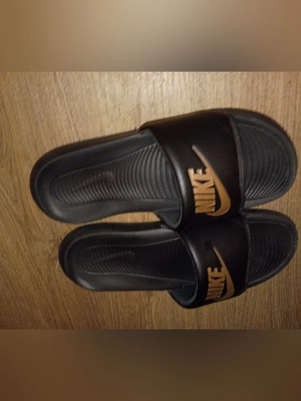 Nike classic slip